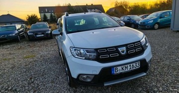 Dacia Sandero II Hatchback 5d Facelifting 0.9 TCe 90KM 2017 Dacia Sandero Stepway Dacia Sandero Stepway 0.9 TCe Laureate SampS Easy-R, zdjęcie 3