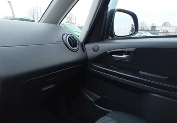 Suzuki SX4 I Hatchback 1.6 i 16V VVT 107KM 2007 Suzuki SX4 Suzuki SX4 1.6 Benzyna 107KM, zdjęcie 10