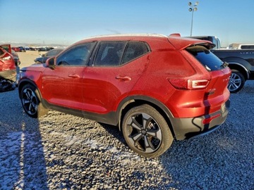 Volvo XC40 2021 Volvo XC 40 T5 Momentum 2021 2.0 Benzyna 248KM, zdjęcie 1