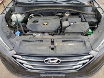Hyundai Tucson III 2017 Hyundai Tucson 2017 HYUNDAI TUCSON LIMITED 2.0 Benzyna 164KM, zdjęcie 12