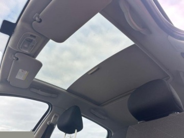 Peugeot 207 Hatchback 5d 1.6 VTi 120KM 2007 Peugeot 207 120 VTi Sport 120KM 2007r, zdjęcie 20