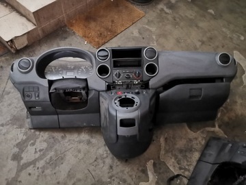 DESKA KONZOLA CITROEN BERLINGO III PEUGEOT PARTNER
