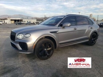 Bentley Bentayga 2023 Bentley Bentayga Bentley Bentayga, od ubezpieczalni 4.0 Benzyna 542KM