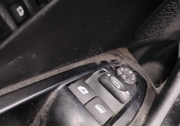 Peugeot 208 I 2017 Peugeot 208 2017r, 1.2 Benzyna. Lekko uszkodzony przod. Jezdzi. 1.2 80KM, zdjęcie 10