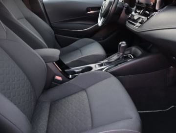 Toyota Corolla XII TS Kombi 1.8 Hybrid 122KM 2021 Toyota Corolla 1.8 Hybrid, Salon Polska, zdjęcie 8