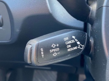 Audi Q3 I SUV 2.0 TDI 140KM 2013 Audi Q3 Nawigacja Klimatyzacja Parktronic El.szyby El.lusterka Alufelgi 2.0, zdjęcie 15