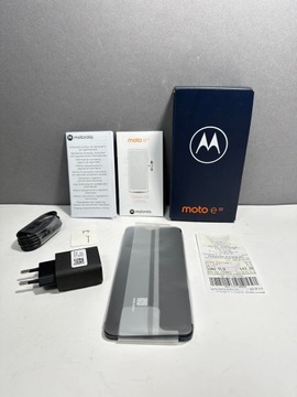 Smartfon Motorola Moto E22i 2 GB / 32 GB grafitowy