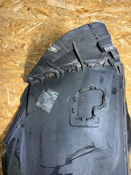 BMW 1 E81 E87 PODBĚH LEVÉ KRYT VÝKLENKY KOLA SPODNÍ LEVÝ 7059375