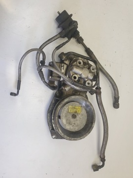 AUDI 80 B3 1.8 i ROZDZIELACZ PALIWA 0438121011