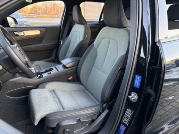 Volvo XC40 Crossover Facelifting 2.0 B3 163KM 2024 Volvo XC 40 B3 Core VOLVO XC40 B3 2024 CORE+pakiet, zdjęcie 20