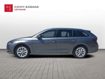 Skoda Octavia IV Liftback 2.0 TDI 150KM 2023 Skoda Octavia 2.0TDI 150KM FV23 DSG Style DCC Hak LED Matrix Head-Up Pakie, zdjęcie 1