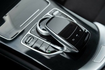 Mercedes GLC C253 SUV 2.1 220 d 170KM 2018 Mercedes-Benz GLC 220D 4Matic AMG Salon PL Autotrade Mercedes-Benz, zdjęcie 34