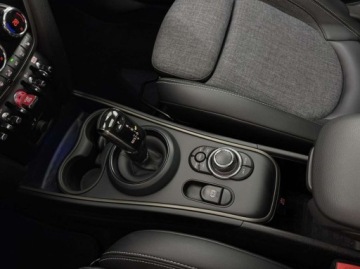 Mini Countryman F60 Crossover Facelifting 1.5  136KM 2023 MINI Countryman Cooper Classic Kamera cofania ACC Panorama CarPlayAndr, zdjęcie 25