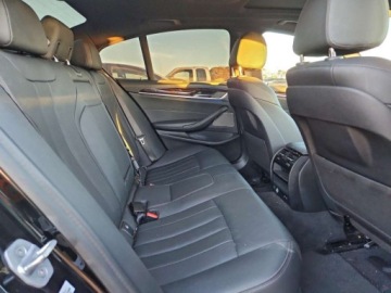 BMW Seria 5 G30-G31 2021 BMW Seria 5 530e 2021 2.0 Hybryda 288KM, zdjęcie 10