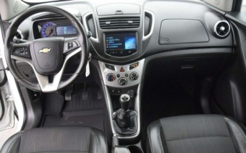 Chevrolet Trax 1.6 115KM 2013 Chevrolet Trax 1.6 MPI Biala Perla Klima Kamera Hak Sprowadzony Oplacony, zdjęcie 16