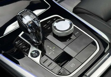 BMW X5 G05 M SUV 4.4 M50i 530KM 2022 BMW X5 I wlasciciel V8 Hak PL Gwarancja Bezwypadkowy FVAT23, zdjęcie 22