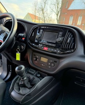 Fiat Doblo IV 1.4 T-Jet 16V 120KM 2018 Fiat Doblo Fiat Doblo SX 1.4 BenzynaLPG 120KM, zdjęcie 13