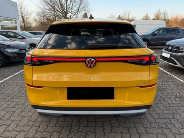 Volkswagen T-Roc I SUV Facelifting 1.5 TSI ACT 150KM 2026 VOLKSWAGEN T-ROC Life 1.5 eTSI DSG Suv 150KM 2026, zdjęcie 3