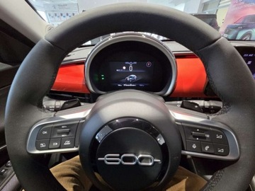 Fiat 2025 Fiat 600 1.2 Turbo Hybrid eDCT Pakiet StylKomfort Demo Delaer Gwarancja Va, zdjęcie 14