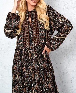 ПЛАТЬЕ СРЕДНЕЙ ДЛИНЫ С УЗОРАМИ, ЧЕРНОЕ