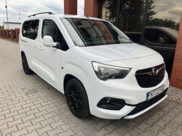 Opel Combo E Kombivan 1.5 Diesel 102KM 2022 Opel Combo 1.5 diesel 102 KM 6 biegow kamera zarej w PL zamiana, zdjęcie 1