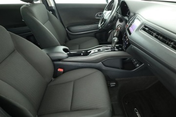 Honda HR-V II SUV 1.5 i-VTEC 130KM 2018 Honda HR-V 1.5 i-VTEC, Automat, Navi, Klima, zdjęcie 6