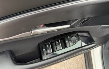 Mazda CX-30 2.0 SKYACTIV-G 150KM 2023 Mazda CX-30 Europa,Hybryda,Idealna, zdjęcie 30