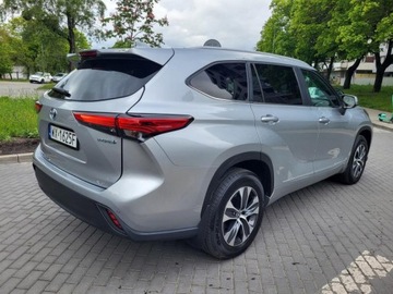 Toyota Highlander III 2.5 248KM 2023 highlander XLE * 2.5l Hybrid 247KM 4X4/AWD Przebieg:9,928km Idealny stan, zdjęcie 28