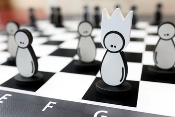 Игровая пешка 7см **деревянная** зеленая