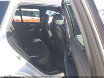 BMW X5 G05 2023 BMW X5 Phev Xdrive45e, 2023r., 4x4, 3.0L 3.0 Hybryda Plug-in 389KM, zdjęcie 9