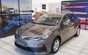 Toyota Corolla XI Sedan 1.33 Dual VVT-i 99KM 2016 Toyota Corolla 1.33 Active 1.3 Benzyna 99KM, zdjęcie 9