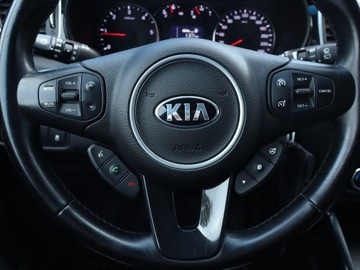 Kia Carens IV Minivan Facelifting 1.7 VGT CRDI 115KM 2017 Kia Carens 1.7 CRDi, Klima, Klimatronic, Tempomat, zdjęcie 16