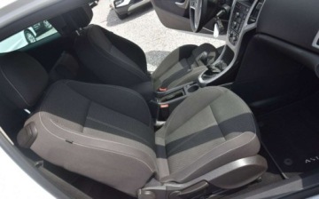 Opel Astra J Hatchback 5d 1.4 Turbo ECOTEC 140KM 2012 Opel Astra 1.4TB GTC Navi 2 KPL KOL 142 TYS KM Sprowadzony Oplacony 1.4, zdjęcie 36