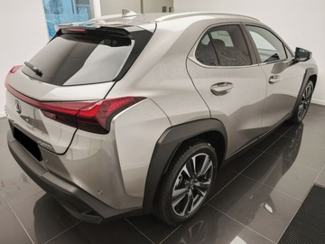 Lexus UX Crossover Facelifting 2.0 300h 199KM 2025 Od ręki - 300h Business 2.0 Hybrid Dynamic Force 199KM | Podgrzewane fotele, zdjęcie 5