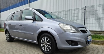 Opel Zafira B 1.8 ECOTEC 140KM 2009 Opel Zafira 1.8 Benzyna 140ps. Ksenon Benzyna 7-0sob 1.8 Benzyna 140KM, zdjęcie 17
