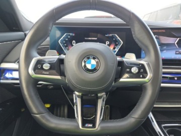 BMW Seria 7 G70 2025 BMW Seria 7 2025r., 740i xDrive 3.0 Hybryda 375KM, zdjęcie 12