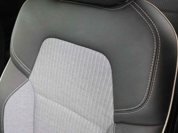 Renault Clio V Hatchback 5d Facelifting 1.0 TCe 100 LPG 100KM 2025 Od ręki - Techno LPG 1.0 TCe 100KM / Pakiet Driving, Winter, zdjęcie 3