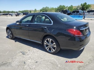 Mercedes 2021 Mercedes-Benz Klasa C 2021 r., 2,0L C 300 4MATIC 2.0 Benzyna 255KM, zdjęcie 3