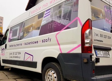 Reklama na samochód z folii na busa typu LONG, MAXI - Łatwy montaż