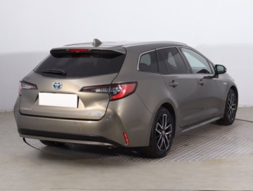 Toyota Corolla XII TS Kombi 1.8 Hybrid 122KM 2019 Toyota Corolla 1.8 Hybrid, Salon Polska, zdjęcie 4