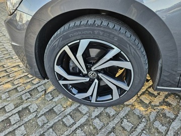 Volkswagen Touran III 1.6 TDI 110KM 2015 Volkswagen Touran 1,6 diesel 110KM panorama navi, zdjęcie 15