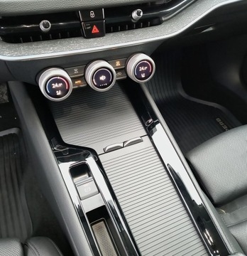 Skoda Superb IV Liftback 2.0 TDI 193KM 2024 Skoda Superb 2.0 TDI 193KM 4x4 Selection DSG, Salo, zdjęcie 19