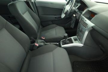 Opel Astra J Sports Tourer 1.6 Twinport ECOTEC 115KM 2012 Opel Astra 1.6 16V, Salon Polska, Serwis ASO, zdjęcie 6