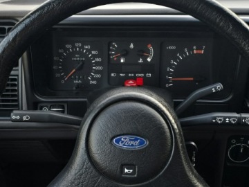 Ford Sierra II Hatchback 2.0 i 16V 115KM 1987 Ford Sierra 2.0i GL Klimatyzacja, Zabytkowy (żółte tablice), z Hiszpanii, zdjęcie 17