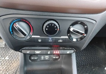 Hyundai i20 II 2015 Hyundai i20 2015r, 1.2 Benzyna. Uszkodzony przod. 1.2 Benzyna 80KM, zdjęcie 13