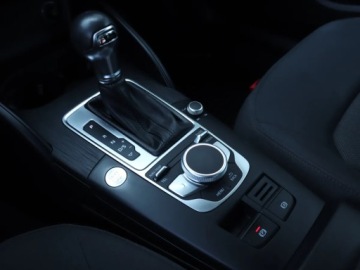 Audi A3 8V Sportback 5d Facelifting 1.5 TFSI 150KM 2018 Audi A3 1.5 TFSI, Salon Polska, Serwis ASO, zdjęcie 15