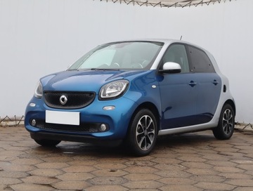 Smart Forfour II Hatchback 1.0 mhd 71KM 2015 Smart Forfour 1.0, Klima, Klimatronic, Tempomat, zdjęcie 1