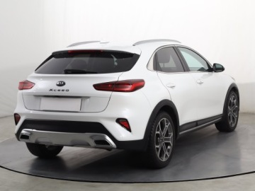 Kia XCeed Crossover 1.6 T-GDI 204KM 2019 Kia XCeed 1.6 T-GDI, Salon Polska, Serwis ASO, zdjęcie 4