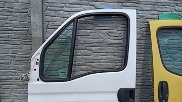 DVEŘE LEVÉ PŘEDNÍ IVECO DAILY 99-14