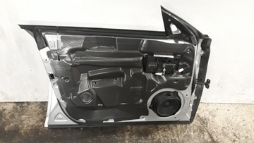 DVEŘE LEVÉ PŘEDNÍ MERCEDES CLS W219 08